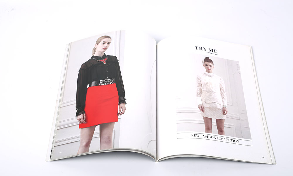 服裝宣傳冊設(shè)計