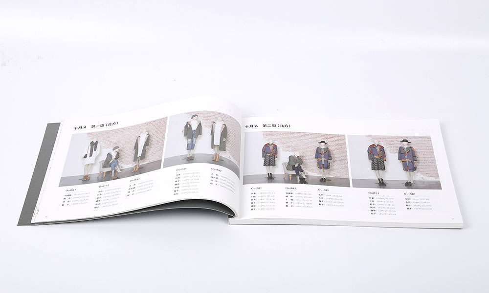 冬季陳列服裝畫冊(cè)設(shè)計(jì)